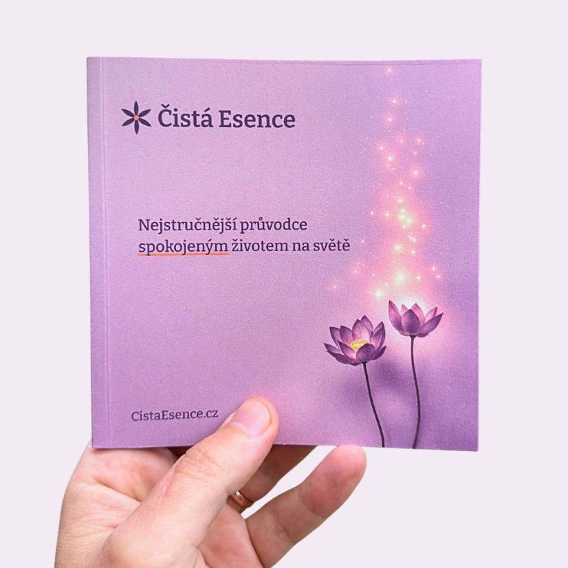 Kniha ~ Průvodce spokojeným životem ~ čistá produktová fotografie